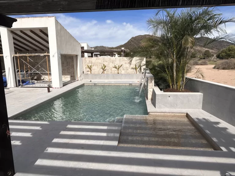 Piscina en El Valley Golf, 4×8 m