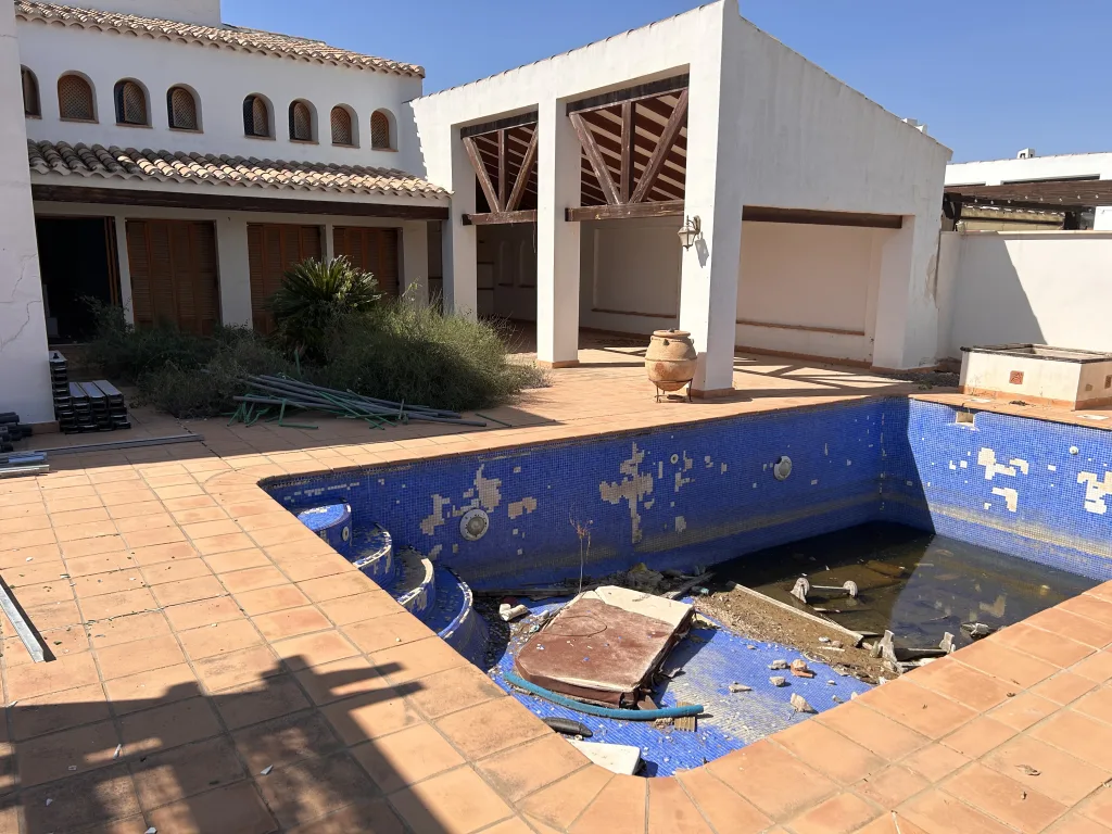 Complete Villa Renovation and New Pool Project at El Valley Golf Resort 7 Complete Villa Renovation and New Pool Project at El Valley Golf Resort — 1