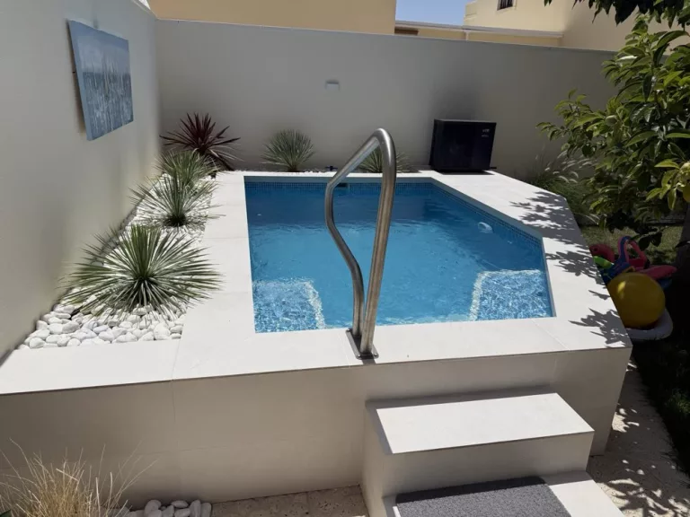 Piscina elevada en La Florida